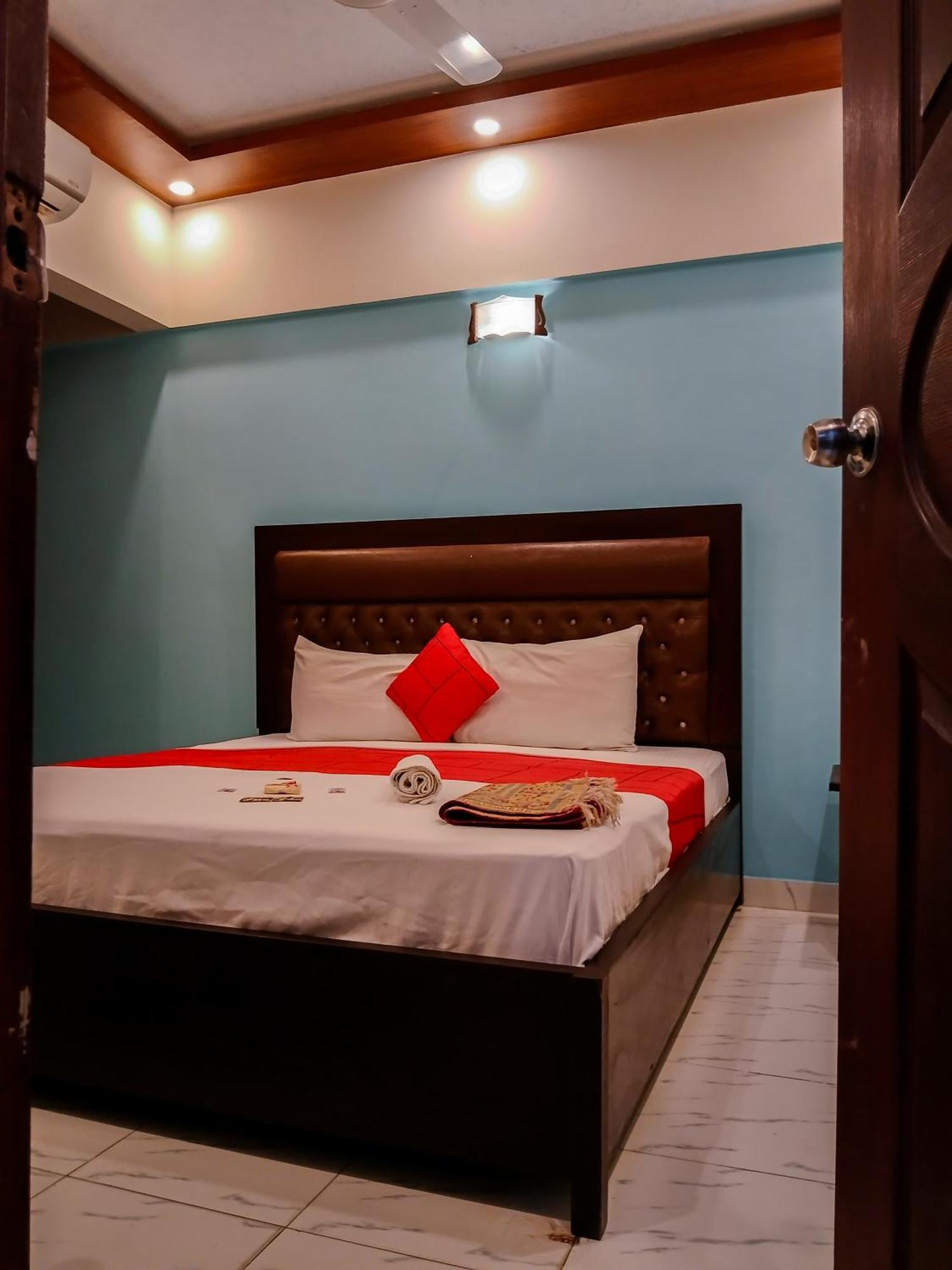 Goho Rooms Badar Καράτσι Εξωτερικό φωτογραφία